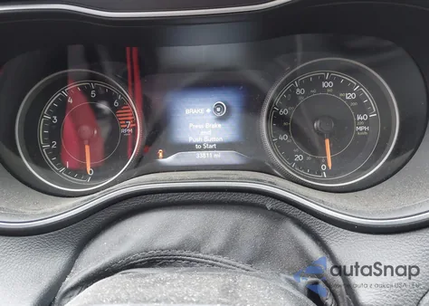 2023 Jeep Cherokee Altitude Lux 4X4 from USA, damaged, VIN 1C4PJMMB1PD102151